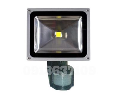 Đèn pha led cảm ứng Kawa